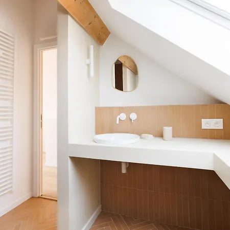 L Ecrin D Ailleurs Nyaraló